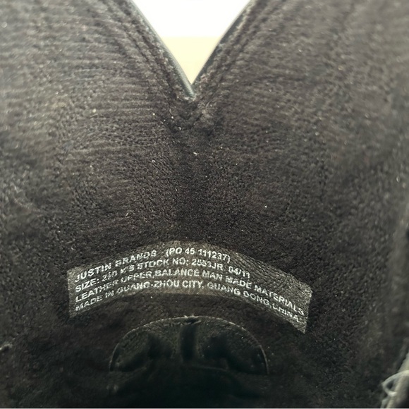 Justin Kid’s black cowboy boots size 2.5 - Picture 6 of 8